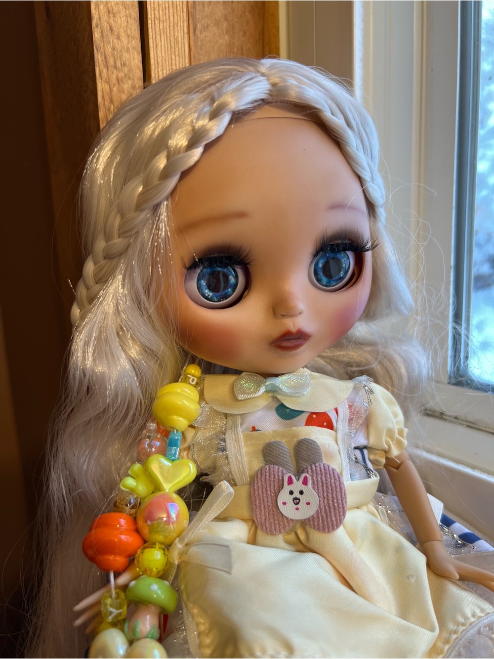 CERTIFIED ICY DBS BLYTHE DOLL AND ACCESSORIES